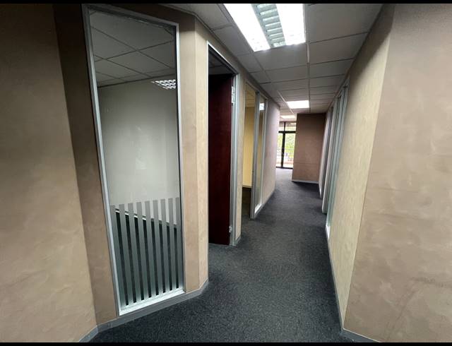 120M² OFFICE FOR SALE IN UMHLANGA RIDGE